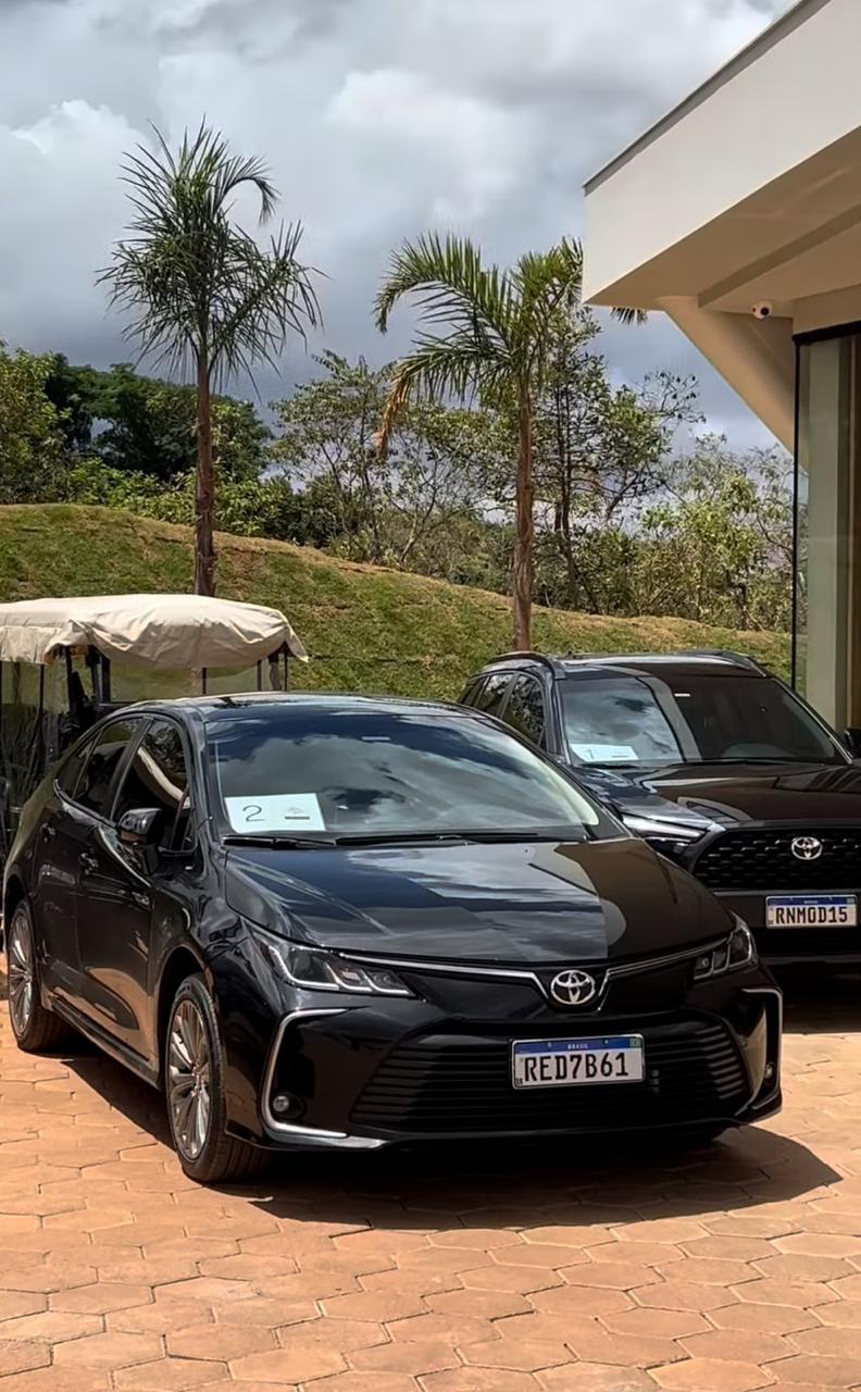 Corolla Sedan